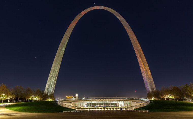 Gateway Arch at Night